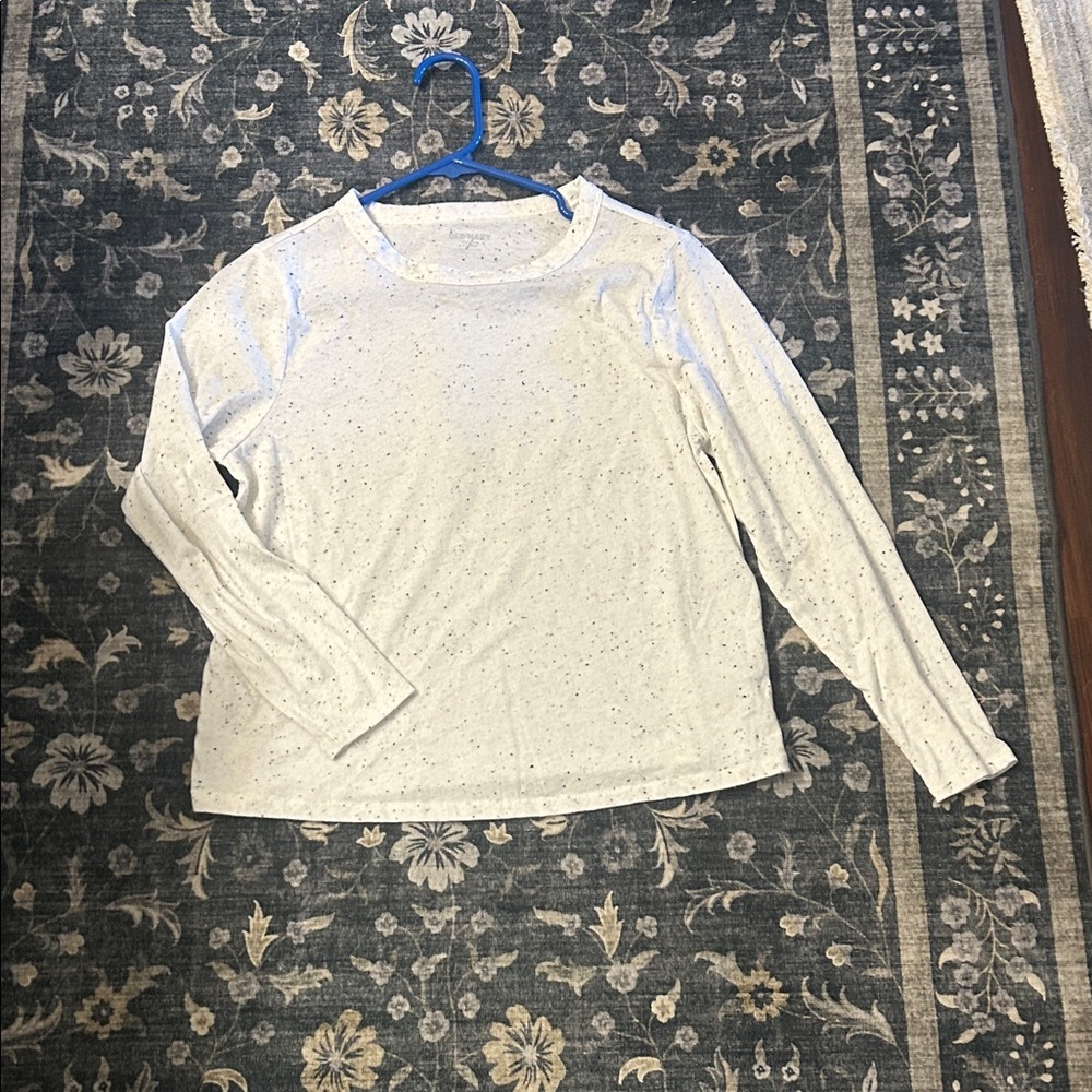 Old Navy White Speckled Long Sleeve Tee
